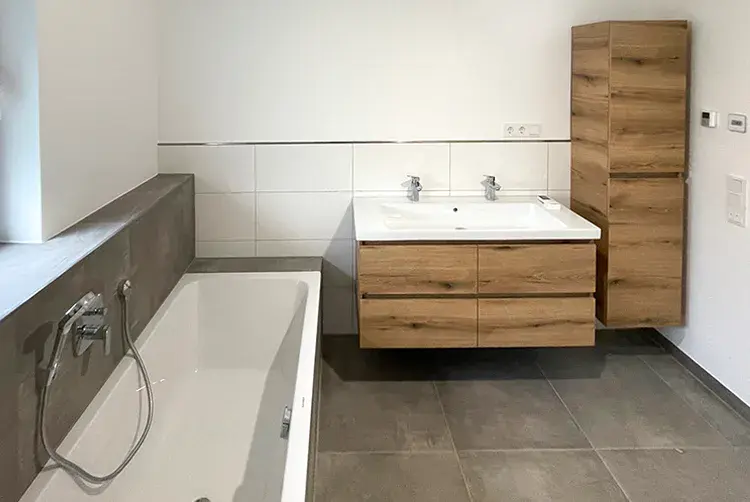 Bad & Sanitär-Referenz